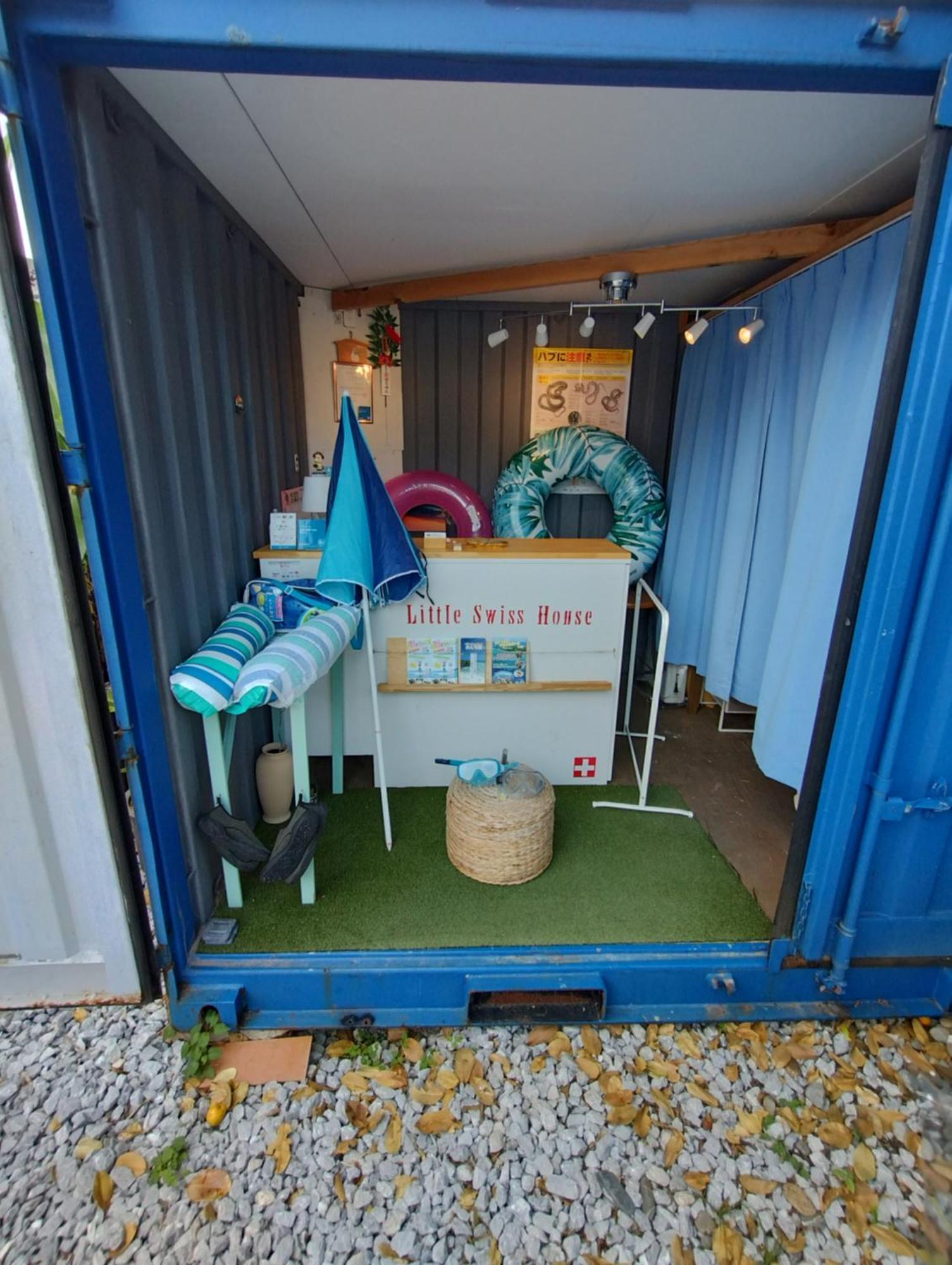 Hotel Little Swiss House Motobu Esterno foto