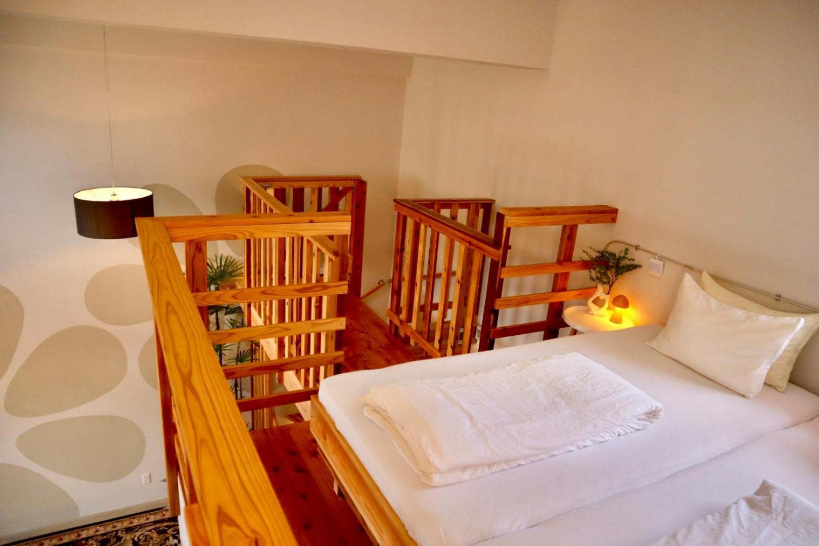 Hotel Little Swiss House Motobu Esterno foto